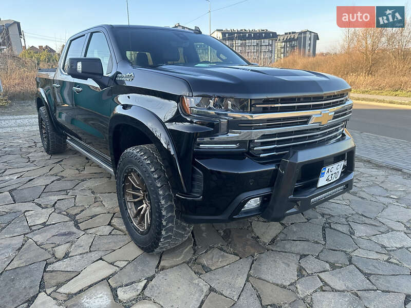 Пикап Chevrolet Silverado 2019 в Луцке