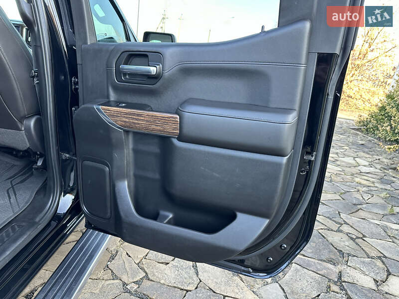 Пикап Chevrolet Silverado 2019 в Луцке