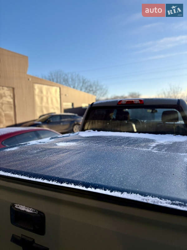 Пикап Chevrolet Silverado 2015 в Ровно