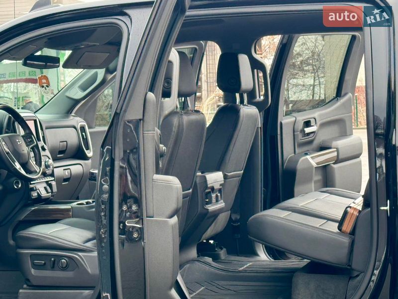 Пикап Chevrolet Silverado 2020 в Житомире