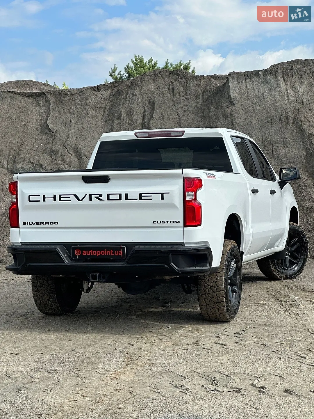 2019 Chevrolet Silverado - мініатюра 11