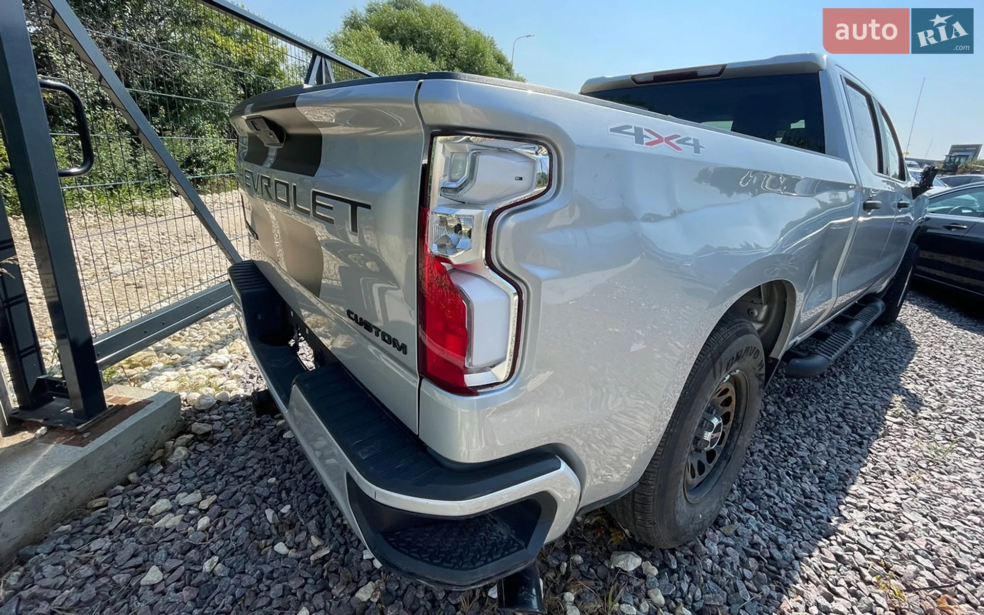 2021 Chevrolet Silverado - мініатюра 3
