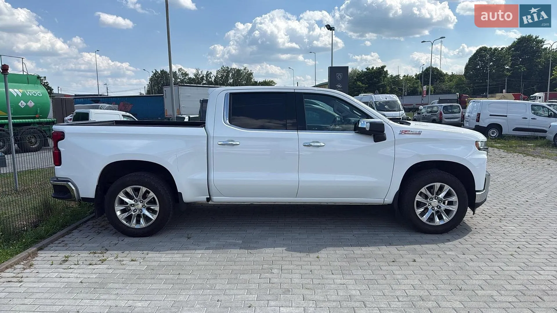 2020 Chevrolet Silverado - мініатюра 8