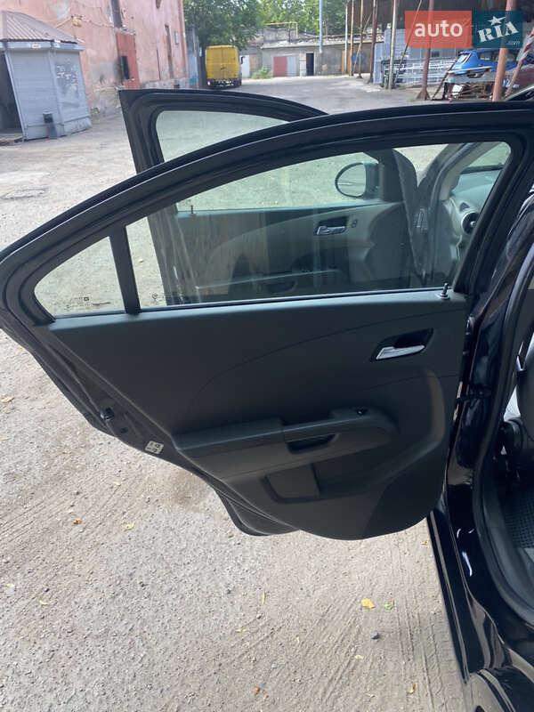 Седан Chevrolet Sonic 2016 в Одессе фото 12 Седан Chevrolet Sonic 2016 в Одессе