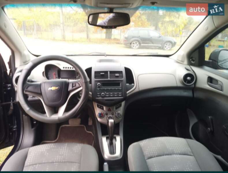 Седан Chevrolet Sonic 2015 в Києві фото 11 Седан Chevrolet Sonic 2015 в Києві