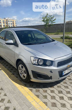 Седан Chevrolet Sonic 2013 в Киеве