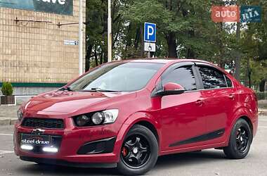 Седан Chevrolet Sonic 2014 в Миколаєві