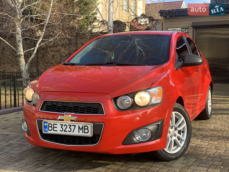 Седан Chevrolet Sonic 2012 в Миколаєві