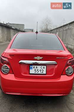 Седан Chevrolet Sonic 2014 в Києві