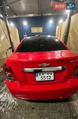 Седан Chevrolet Sonic 2014 в Києві