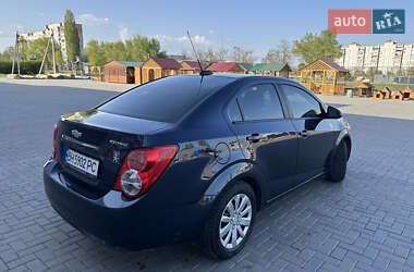 Седан Chevrolet Sonic 2014 в 