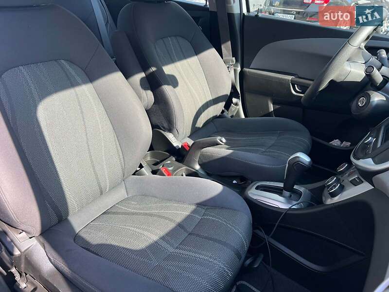 Седан Chevrolet Sonic 2019 в Одессе
