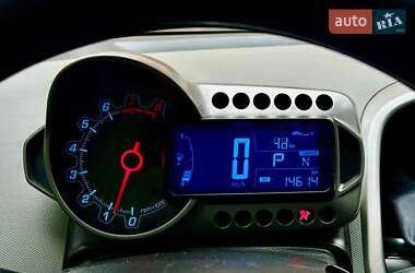 Седан Chevrolet Sonic 2012 в 