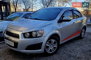 Седан Chevrolet Sonic 2012 в Киеве