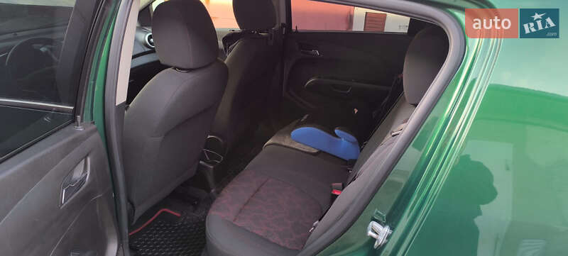 Хетчбек Chevrolet Sonic 2018 в Тернополі