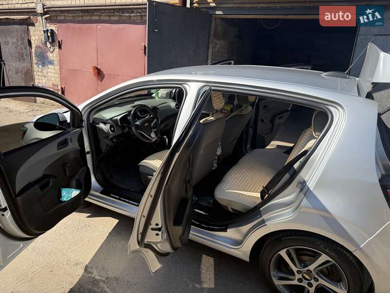 Хэтчбек Chevrolet Sonic 2020 в Запорожье