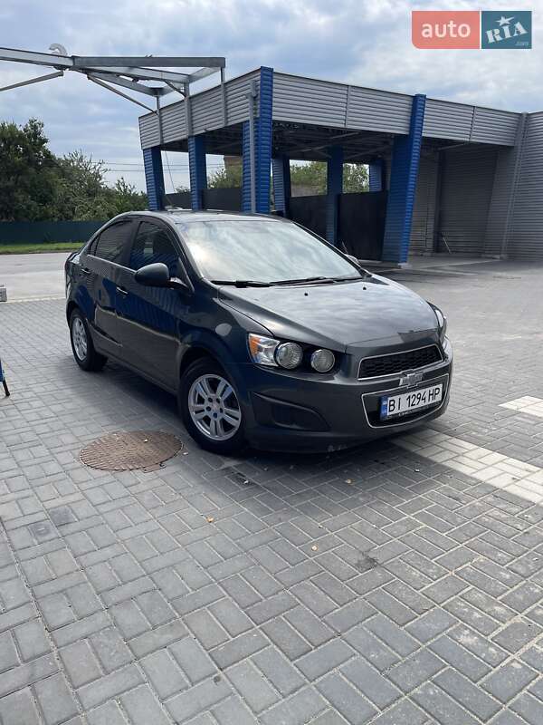 Седан Chevrolet Sonic 2015 в Полтаві фото 3 Седан Chevrolet Sonic 2015 в Полтаві