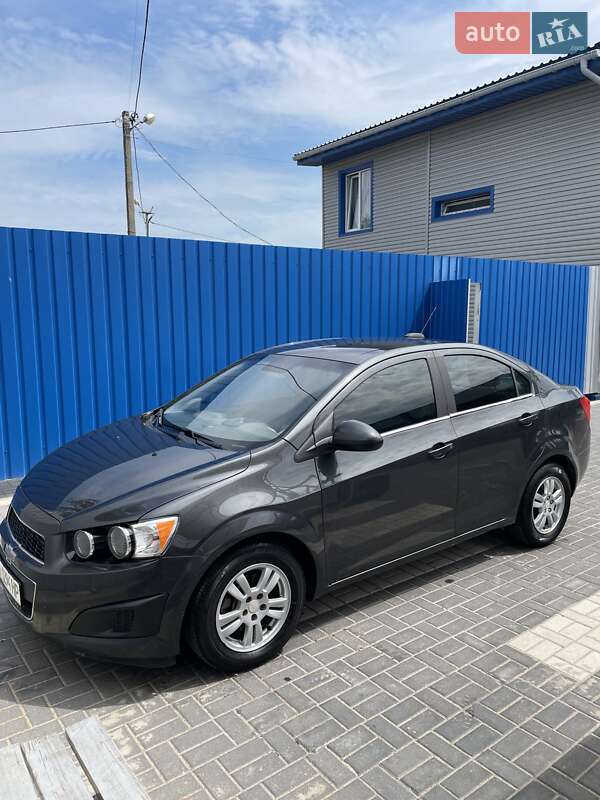 Седан Chevrolet Sonic 2015 в Полтаві фото 12 Седан Chevrolet Sonic 2015 в Полтаві