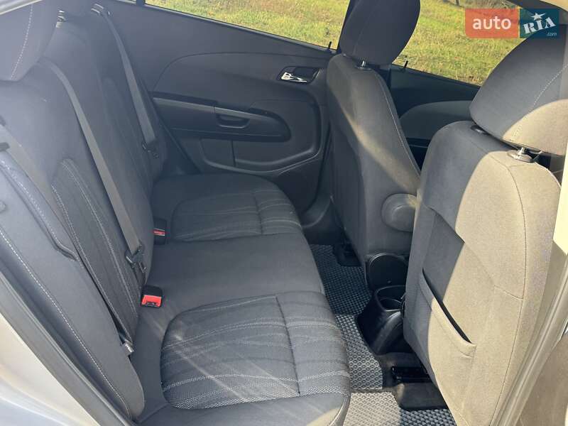 Седан Chevrolet Sonic 2016 в Харкові фото 13 Седан Chevrolet Sonic 2016 в Харкові