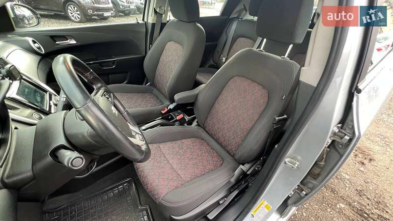 Хэтчбек Chevrolet Sonic 2019 в Киеве