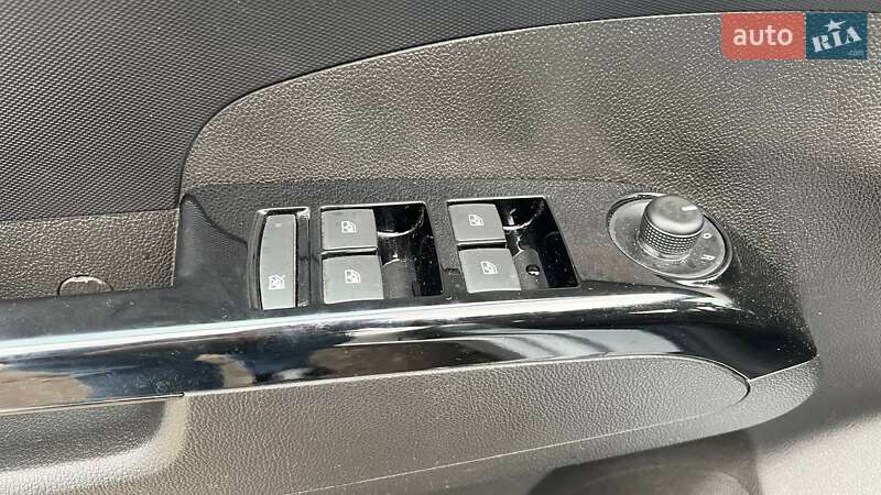 Хэтчбек Chevrolet Sonic 2019 в Киеве