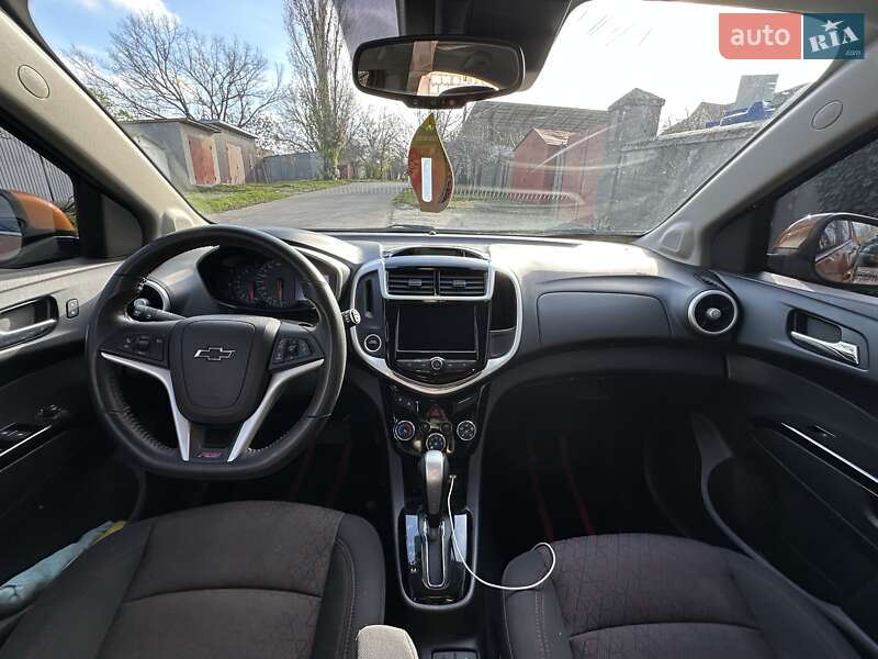 Хэтчбек Chevrolet Sonic 2018 в Одессе фото 5 Хэтчбек Chevrolet Sonic 2018 в Одессе