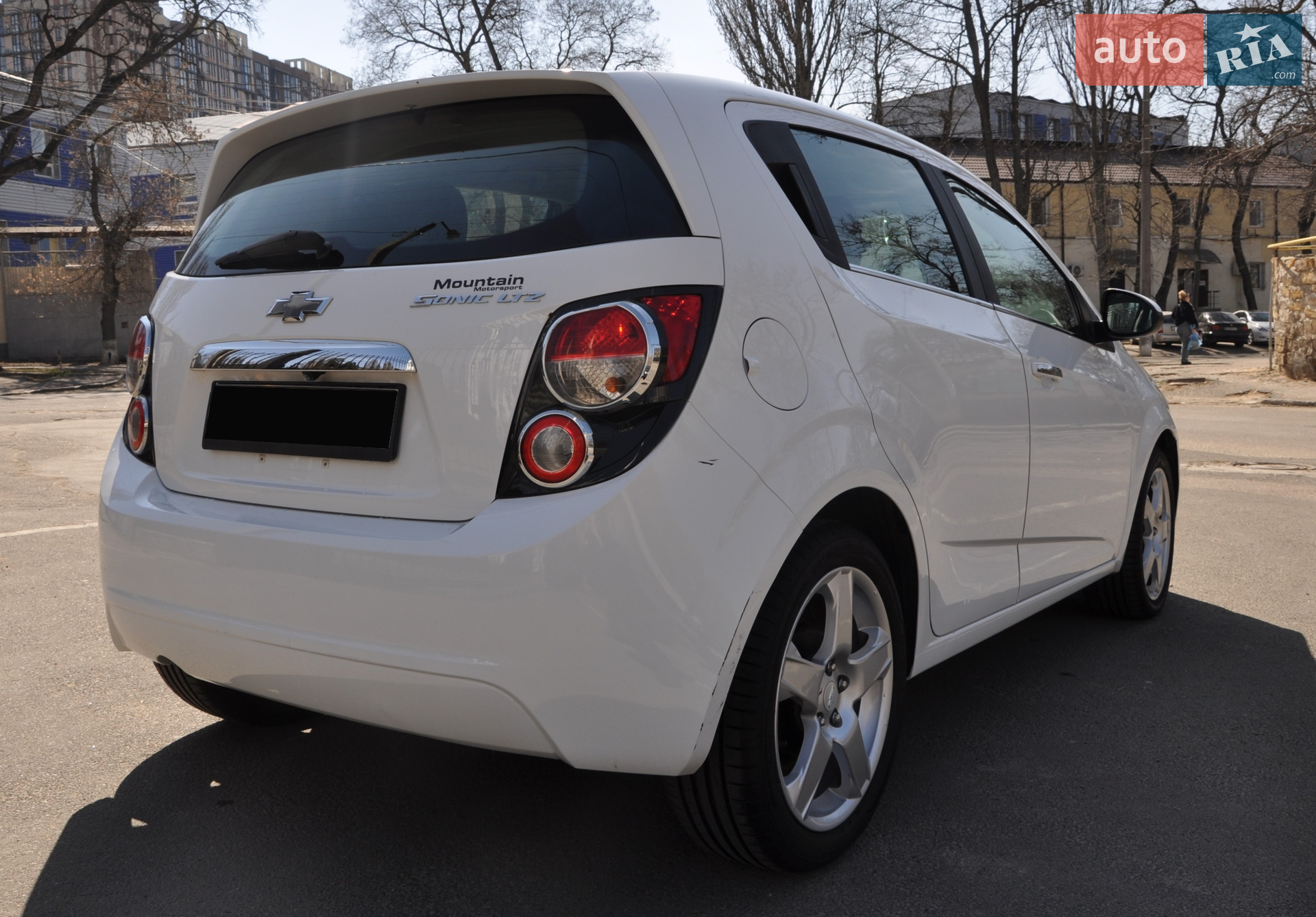 2015 Chevrolet Sonic - мініатюра 8