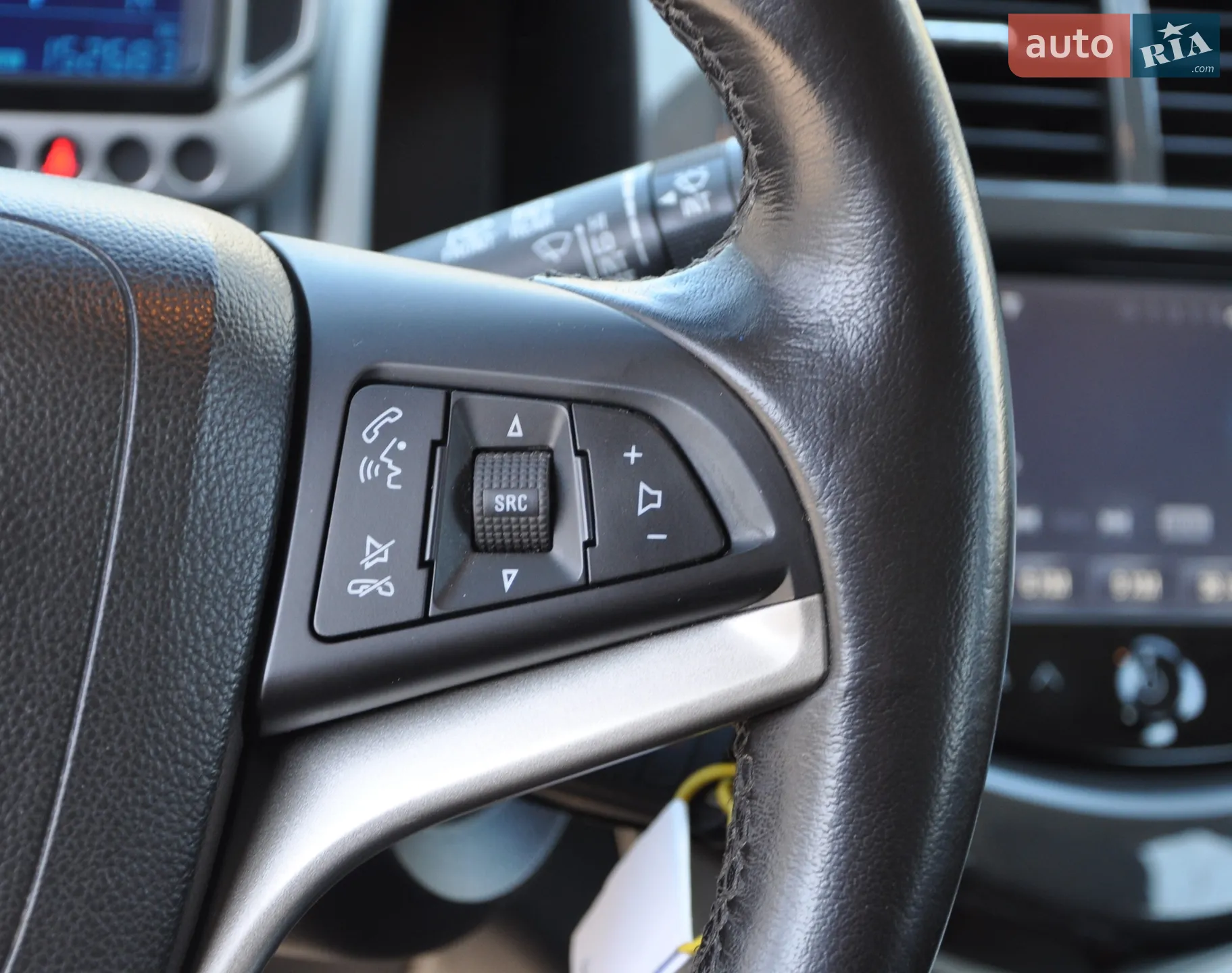 2015 Chevrolet Sonic - мініатюра 30