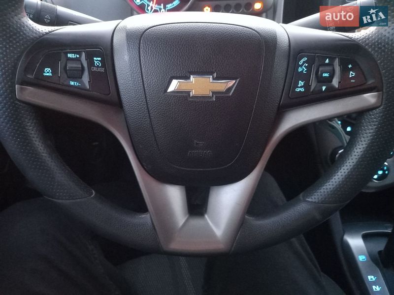 Седан Chevrolet Sonic 2014 в Кропивницком