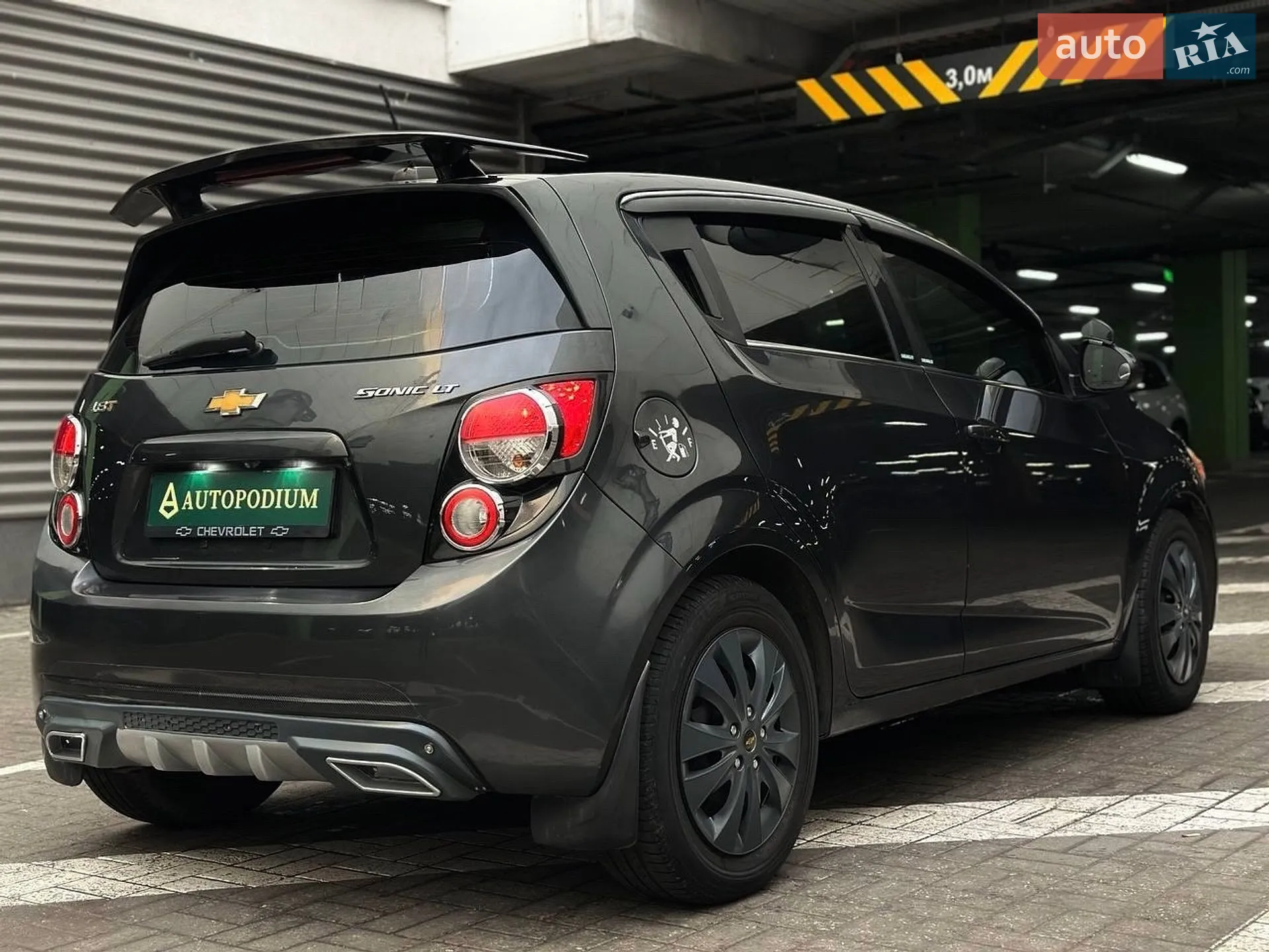 2015 Chevrolet Sonic - мініатюра 9