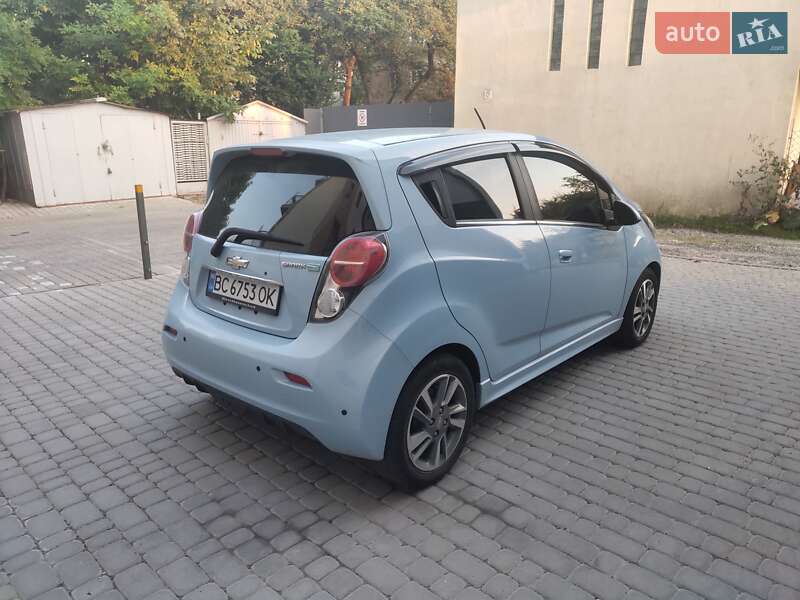 Хетчбек Chevrolet Spark EV 2014 в Львові фото 6 Хетчбек Chevrolet Spark EV 2014 в Львові