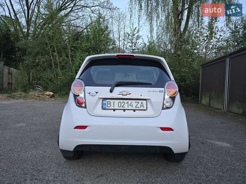 Хэтчбек Chevrolet Spark EV 2016 в Полтаве