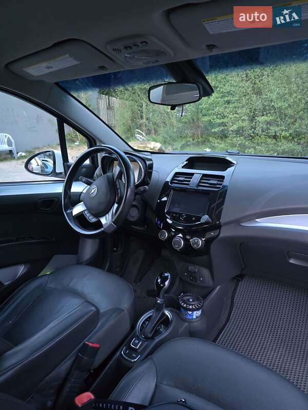 Хэтчбек Chevrolet Spark EV 2016 в Полтаве
