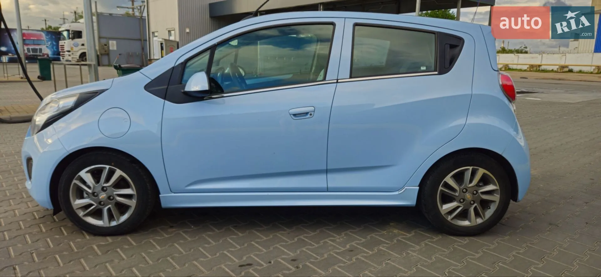 2015 Chevrolet Spark - мініатюра 12
