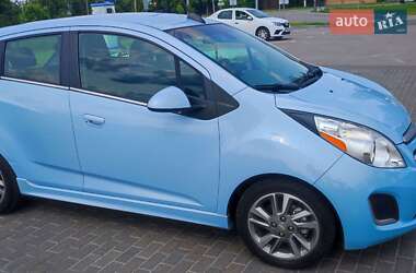 Хэтчбек Chevrolet Spark EV 2016 в 