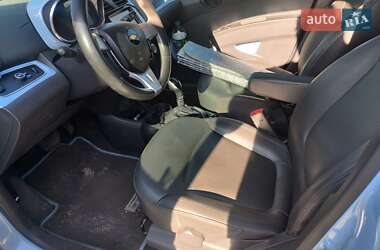 Хэтчбек Chevrolet Spark EV 2014 в 