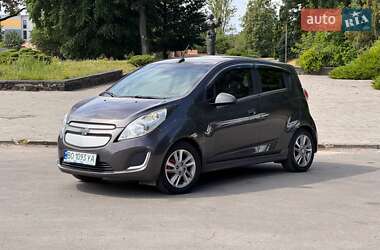 Хетчбек Chevrolet Spark EV 2014 в 