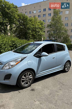 Хетчбек Chevrolet Spark EV 2016 в 