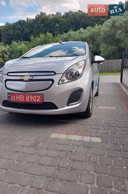Хэтчбек Chevrolet Spark EV 2015 в Львове