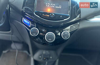 Хетчбек Chevrolet Spark EV 2016 в 