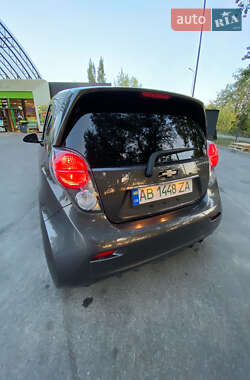 Хетчбек Chevrolet Spark EV 2013 в 