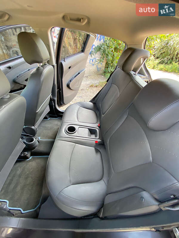Хетчбек Chevrolet Spark EV 2013 в Вінниці фото 32 Хетчбек Chevrolet Spark EV 2013 в Вінниці