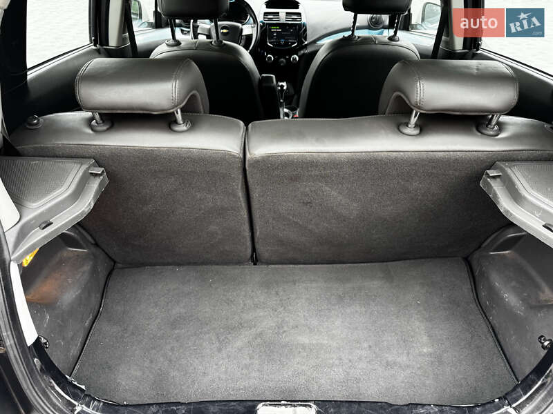 Хетчбек Chevrolet Spark EV 2013 в Кропивницькому