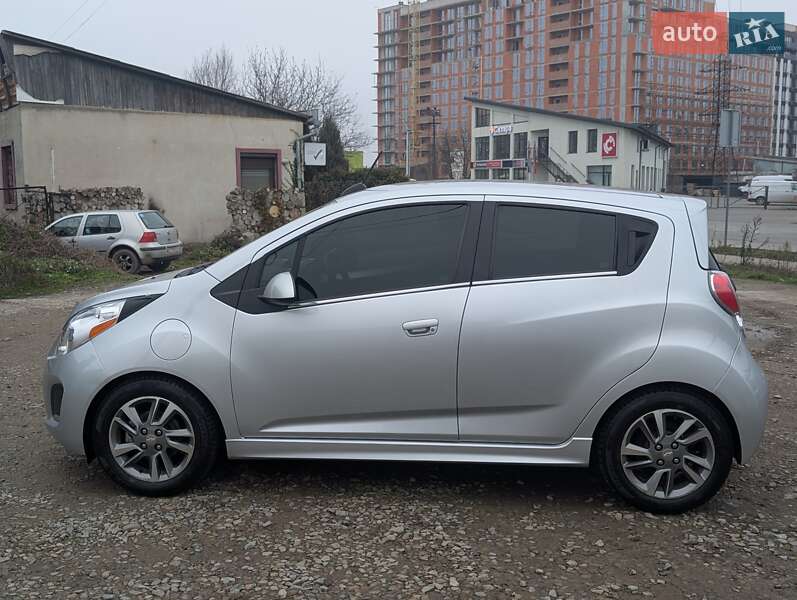 Хэтчбек Chevrolet Spark EV 2015 в Ивано-Франковске фото 8 Хэтчбек Chevrolet Spark EV 2015 в Ивано-Франковске
