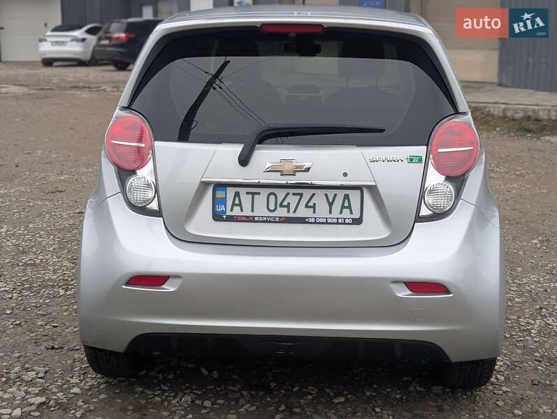 Хэтчбек Chevrolet Spark EV 2015 в Ивано-Франковске фото 6 Хэтчбек Chevrolet Spark EV 2015 в Ивано-Франковске