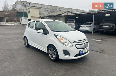 Хетчбек Chevrolet Spark EV 2016 в Дніпрі