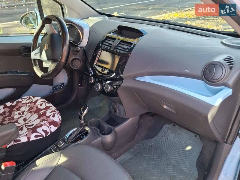Хэтчбек Chevrolet Spark EV 2013 в Киеве фото 8 Хэтчбек Chevrolet Spark EV 2013 в Киеве