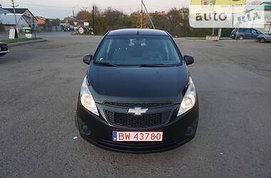 Хэтчбек Chevrolet Spark 2010 в Самборе