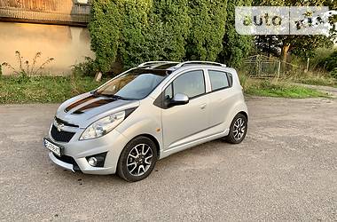 Хэтчбек Chevrolet Spark 2011 в Червонограде