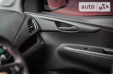 Хэтчбек Chevrolet Spark 2017 в 